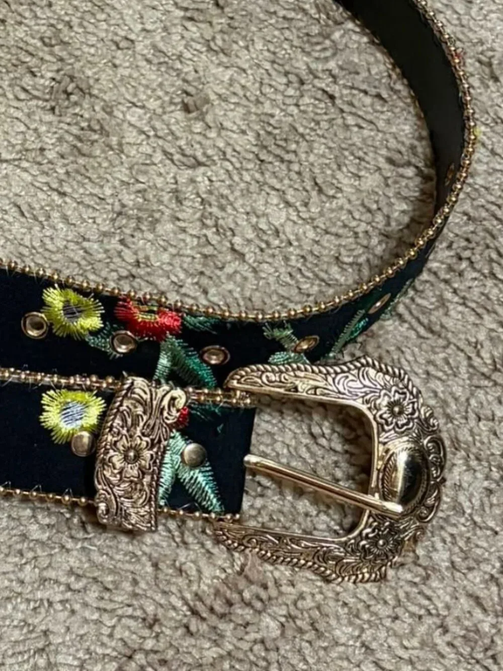 Black Belt With Floral Embroidery (312)